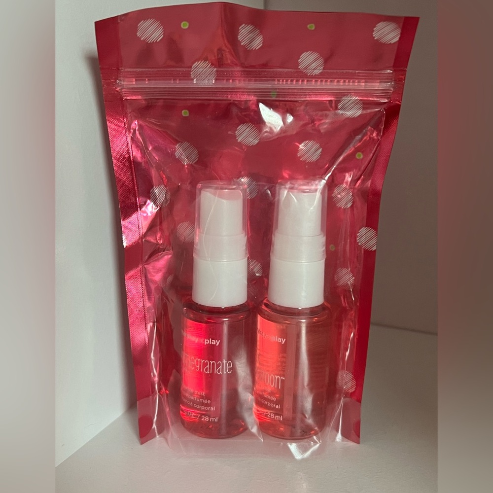 MARY KAY LITTLE DELIGHTS FRAGRANCE MISTS SET
